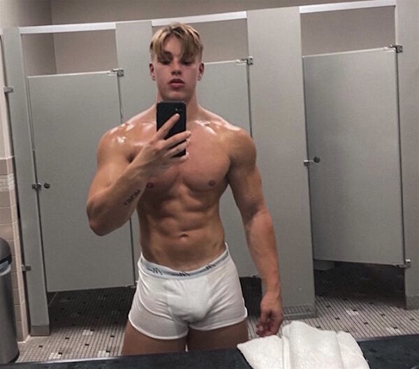 boxers-selfie-w026.jpg