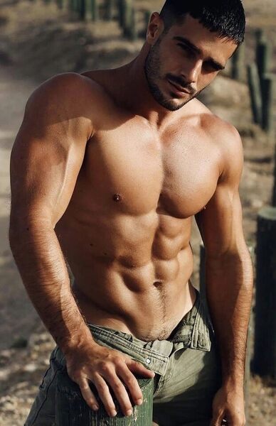 tumblr_d122c1aea2016e01d23c5e5986f8e31a_685d8ba7_640.jpg