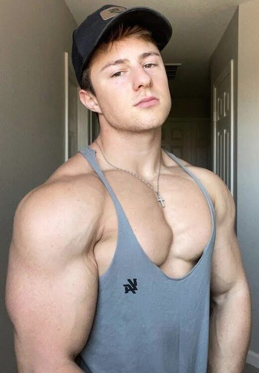 Muscle Hipster.jpg
