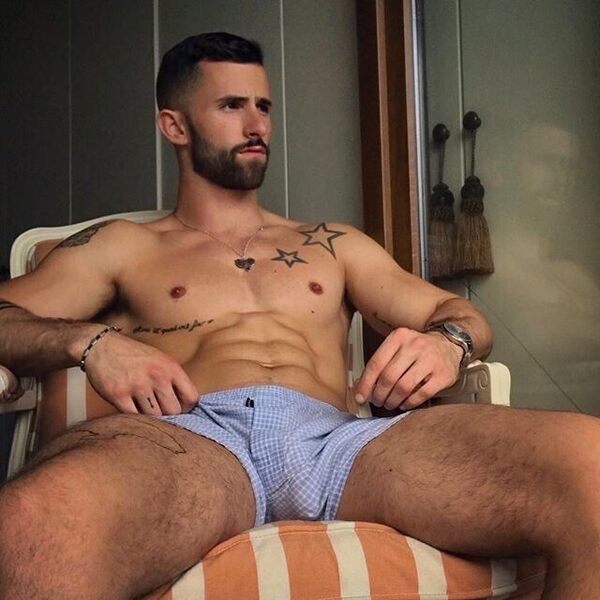 tumblr_126e4489ebb0205d9c020e14f9b5e153_9c8c9b80_1280.jpg