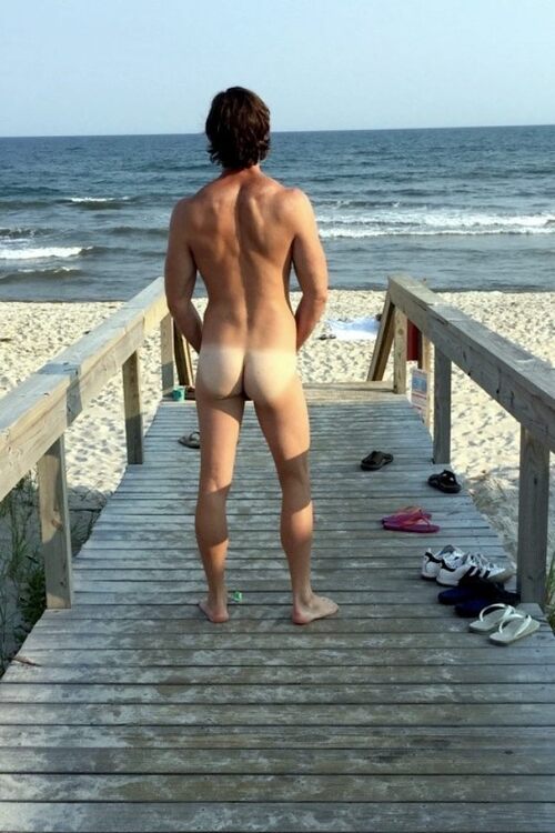 Deck Stud Tan Lines.jpg