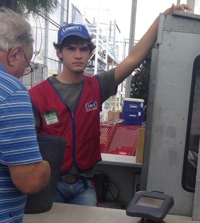 Lowes Worker.jpg