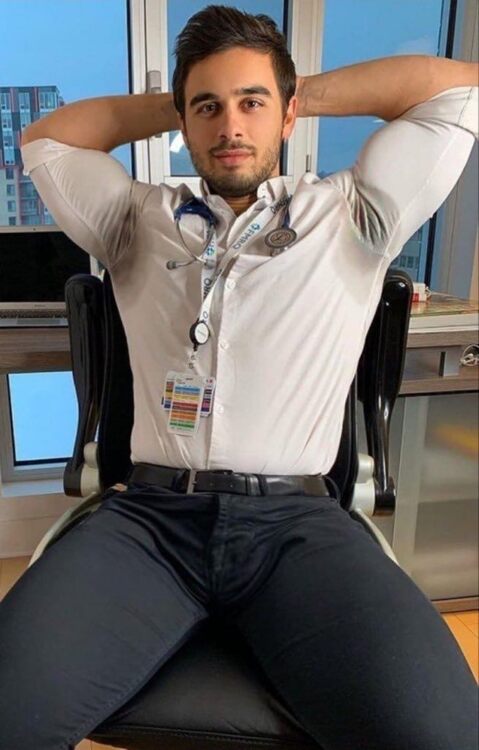 Sniff Those Pitts.jpg