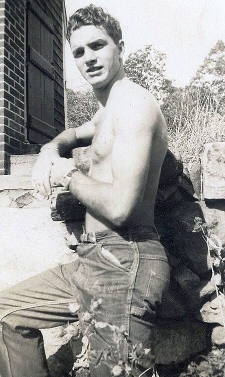 1930s. Shirtless cutie.jpg