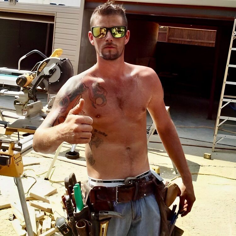 Blue Collar Worker.jpg