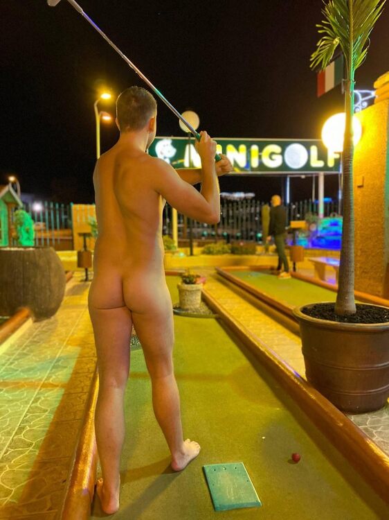 Mini Golfer Butt.jpg