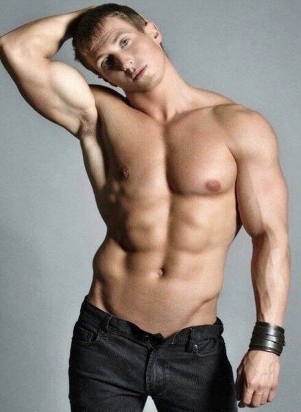 Tumblr_l_108949818405838.jpg