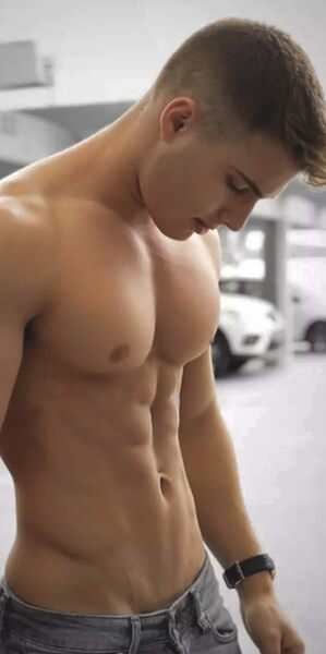 Tumblr_l_1669433020352975.jpg