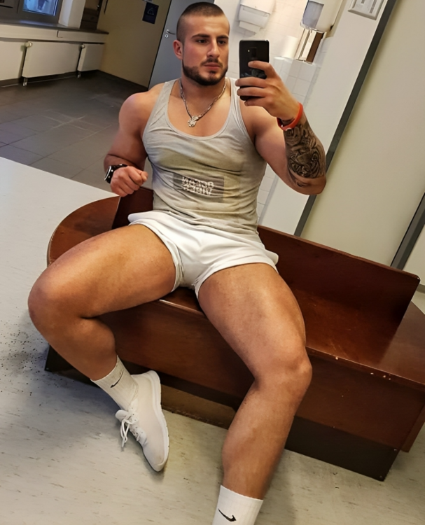 Balkan Manspread.png