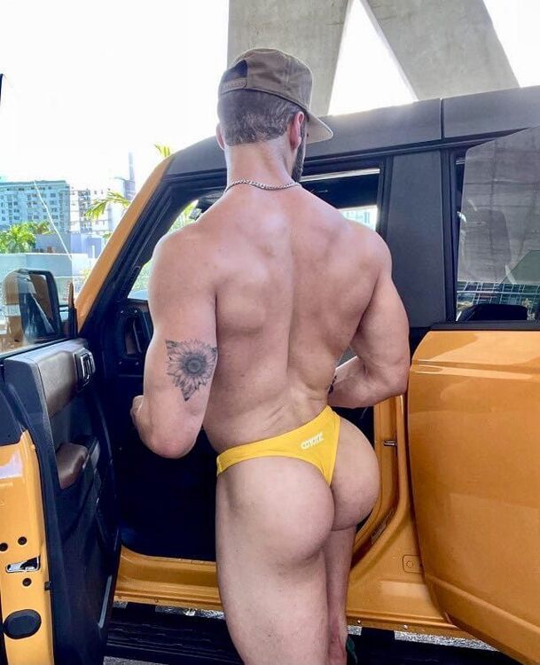 Yellow Thong.jpg