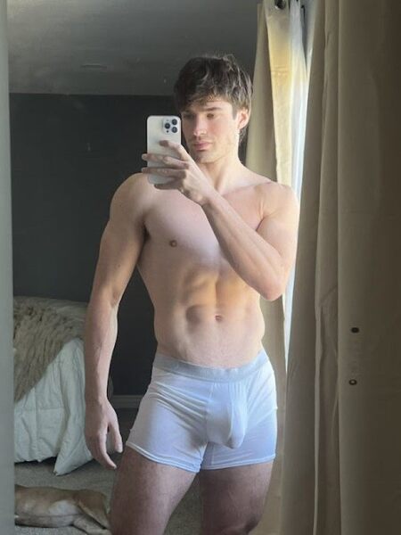 Hot_Dudes_de69d38cd4caf503a461a20791eec576_f6d37d26_540.jpg