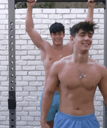 stud4839o3.gif