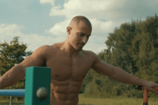 studabs244j4.gif