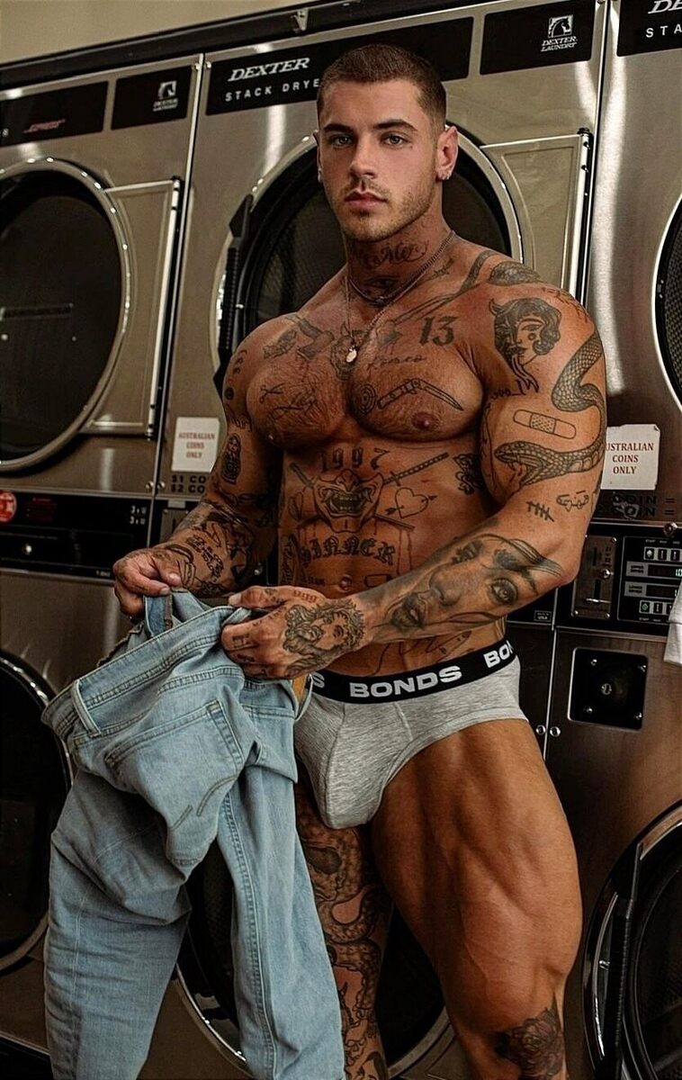 bulgemusclelaundry.jpg