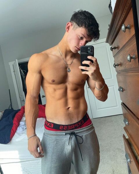 shirtlesssweats.jpg