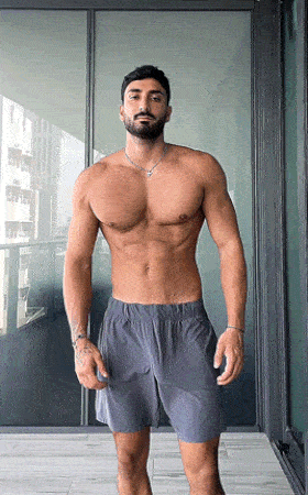 studshorts32322.gif