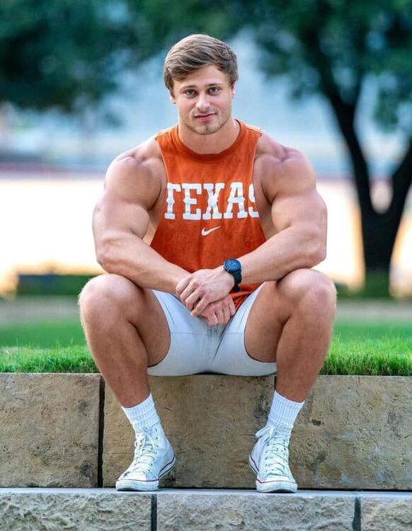 Blond Roided Stud.jpg