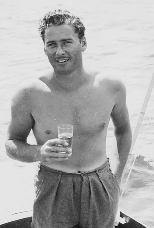 Errol Flynn.jpg