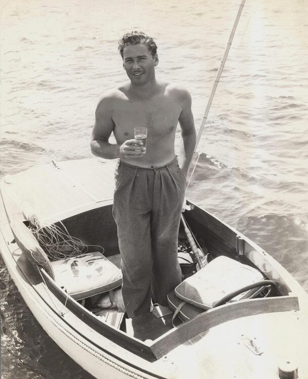 Errol Flynn Boat.jpg