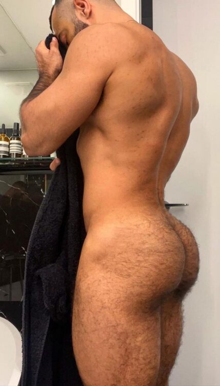 Fuzzy Wuzzy Bubble-Butt.jpg