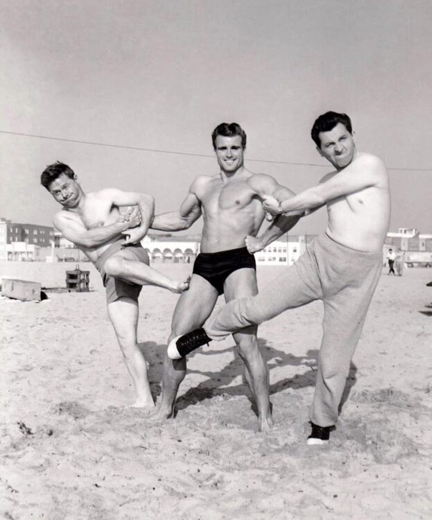 Muscles On Beach.jpg