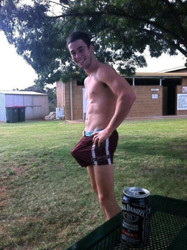 !!!!!!!!!!!!!!!!!!!!!!!!!!!!!!!! footballer.jpg