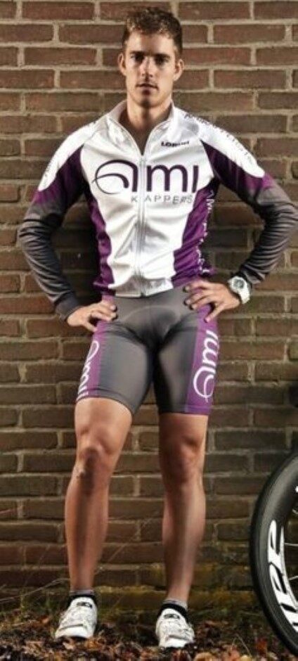 21c629ea09d2576a24ff4b097767cb5a--lycra-men-sports-stars.jpg