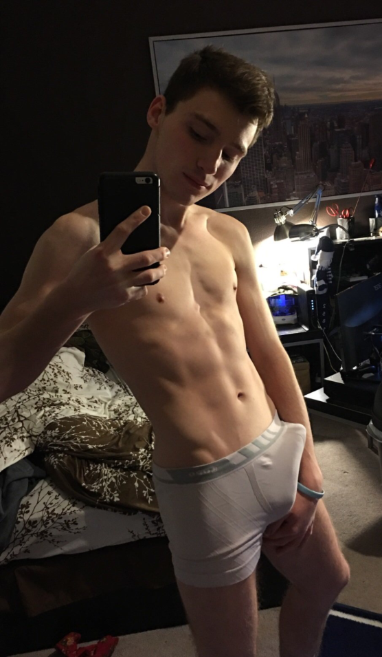boy-briefs-030518-314-874x1500-1.png