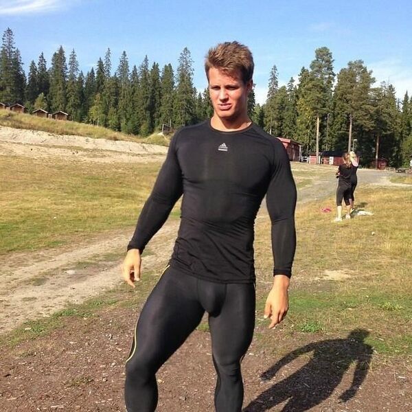 Lyrca runner.jpg