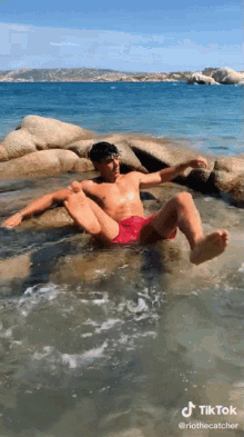 bulgebeach32o.gif