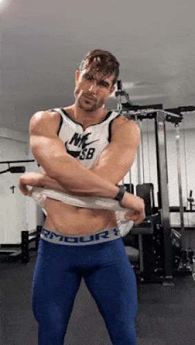 stud2l2l222.gif