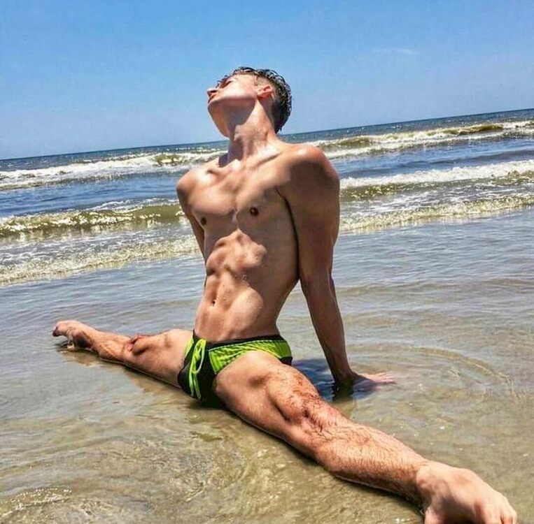 xxxbeachboi flex.jpg