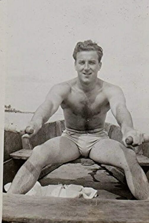 1932 Rower.jpg