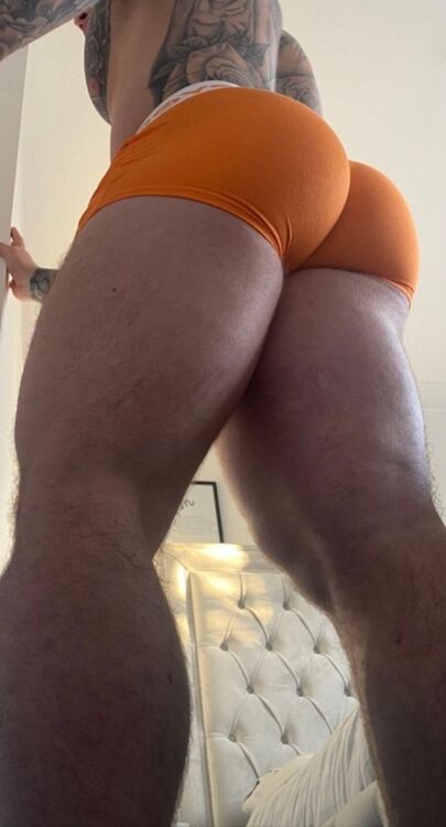 Big Bubble-Butt 1.jpg