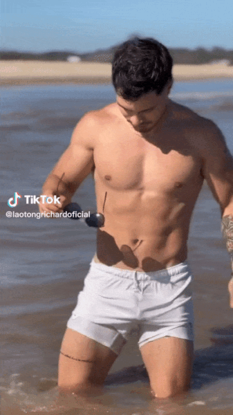bulge (75).gif