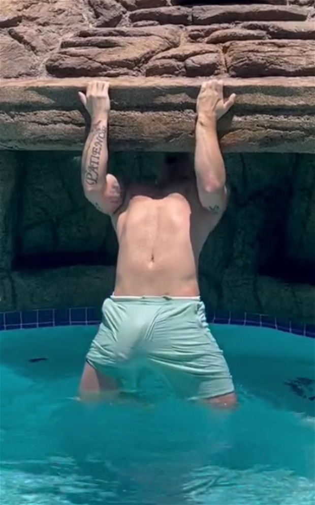 bulge (1550).jpg