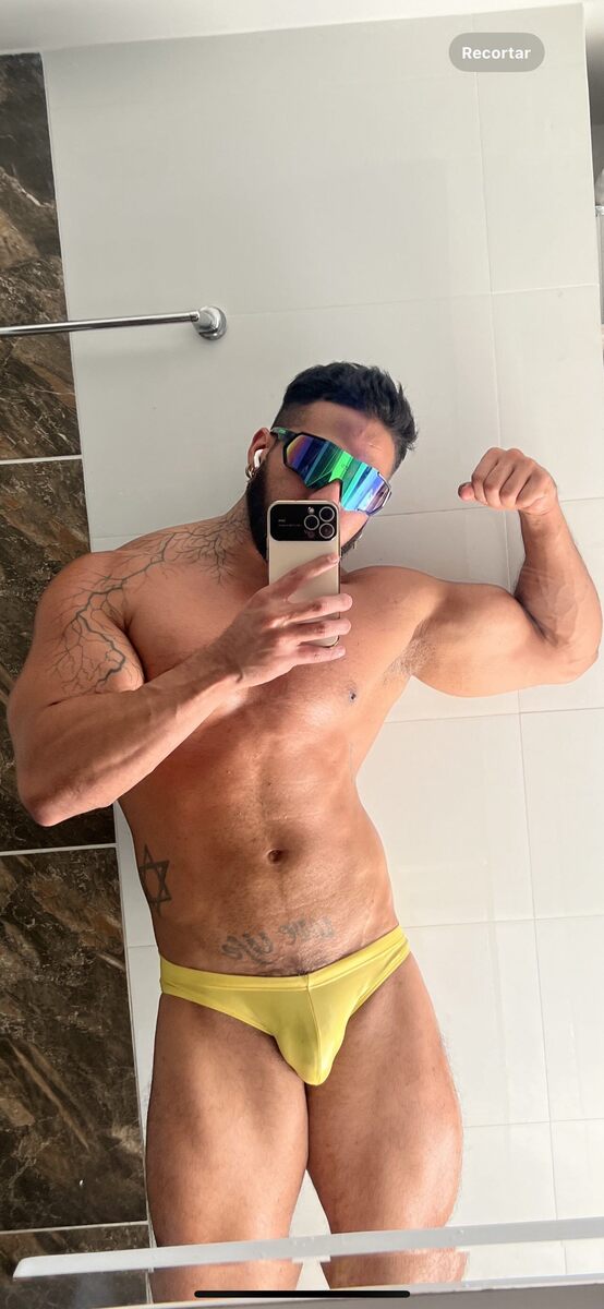 sxymuscleselfie (1).jpeg