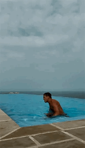 stud (391).gif