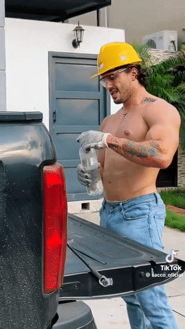 stud (534).gif