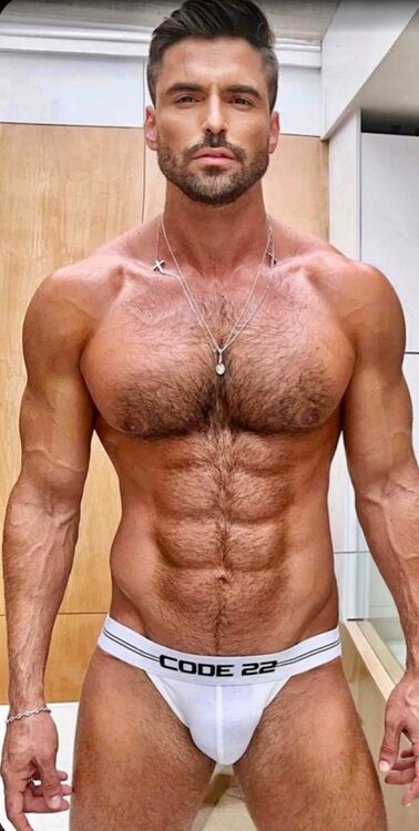 xxxnecklace hairy.jpg