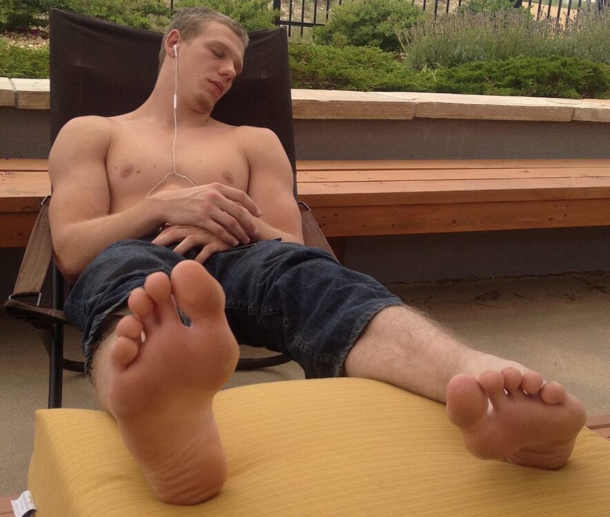 Johnny Forzas Feet.jpg