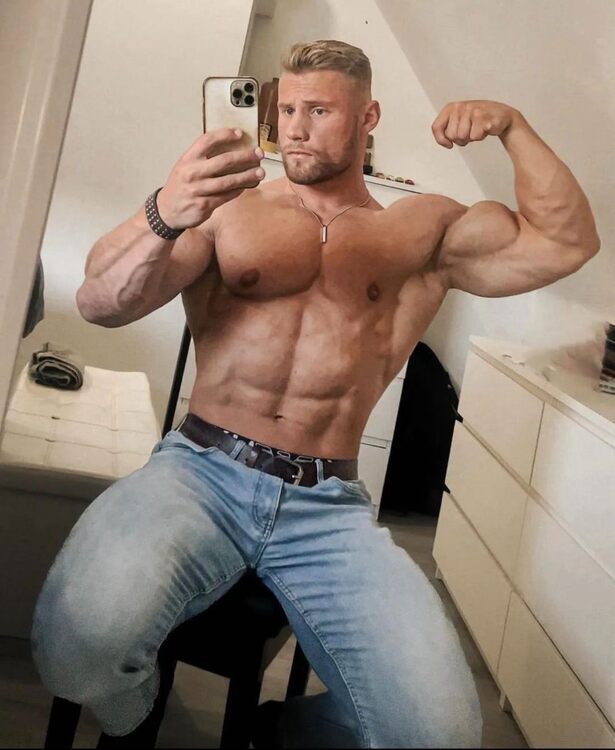 Sculped & Groomed.jpg