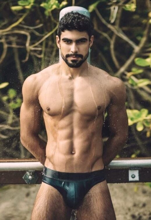 xxxshowerout curly.jpg