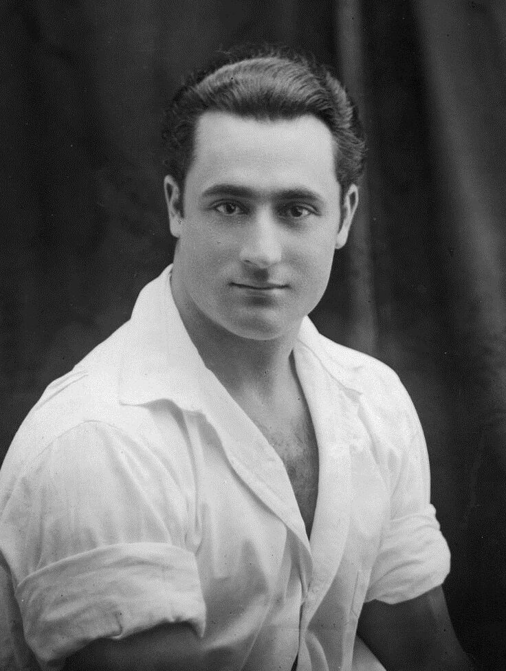 Charles Atlas (1920).jpg