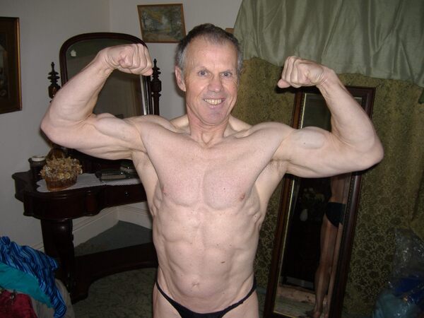 Front Double Biceps (Proper).jpg