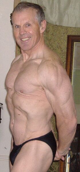 Side Triceps (Proper).jpg