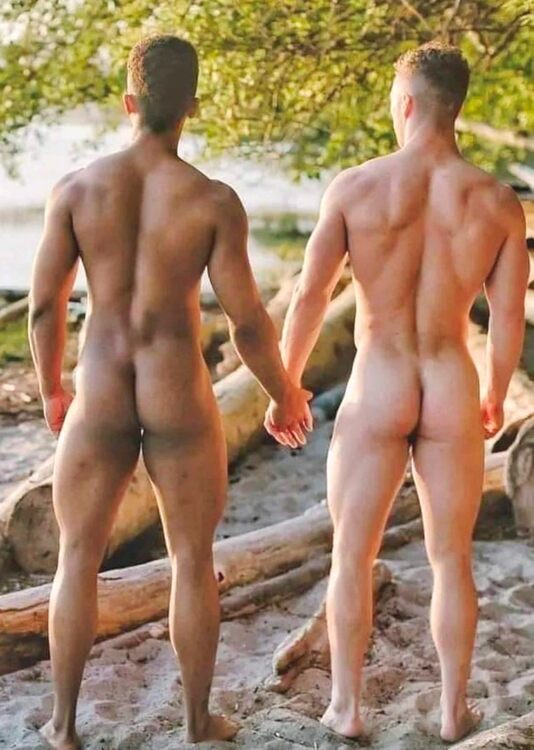 xxxoutdoorbutts.jpg