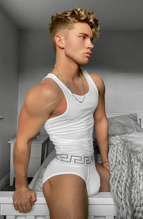 xxxwhite soninwhite.jpg