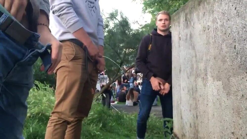 Guys Peeing.jpg