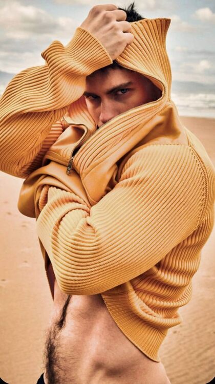 xxxtrail sweater.jpg